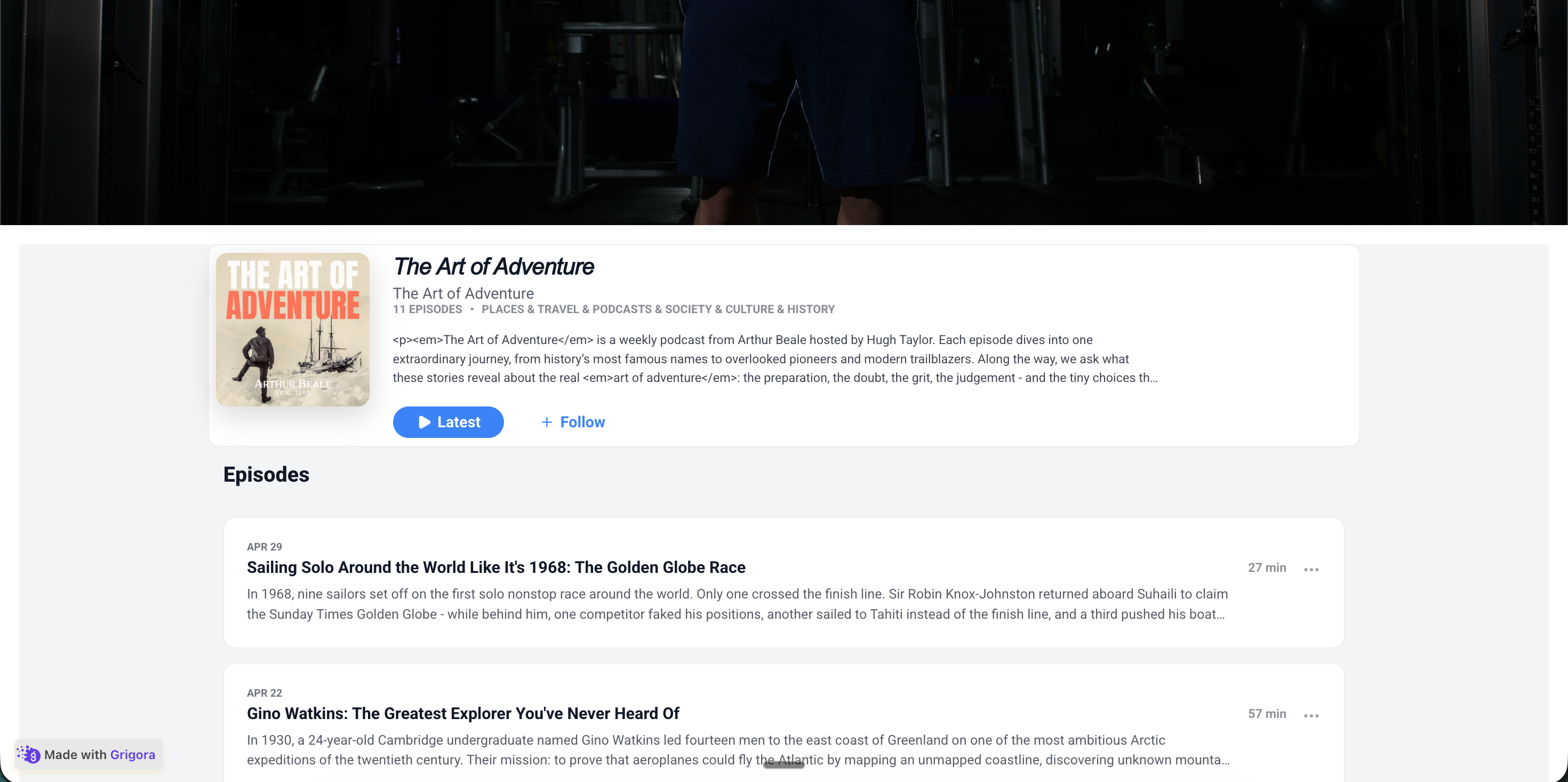 The Acme Show site at acmeshow.fm with custom branding, top nav (Episodes, Subscribe, Sponsors, About), and the Poper Apple Podcasts feed widget embedded inline showing the same recent episodes